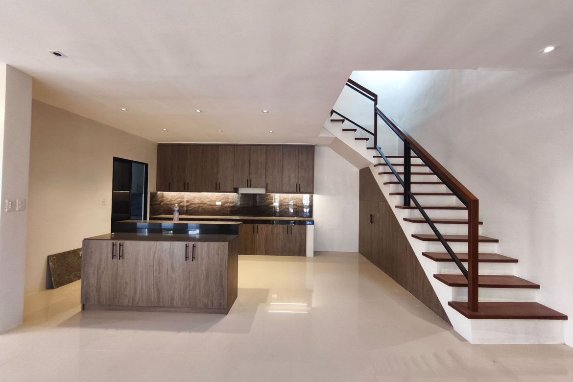 6 Bedroom House for Sale in Pinagbuhatan, Pasig, Metro Manila – photo 6