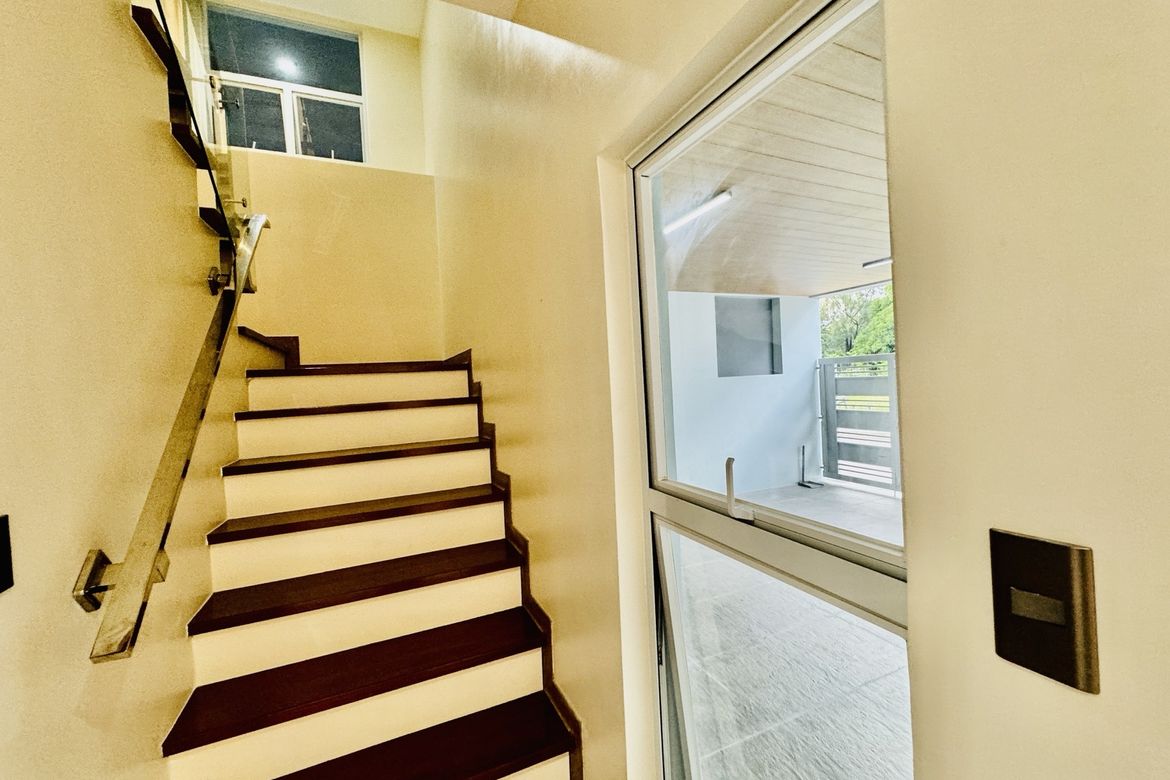 6 Bedroom House for Sale in Pinagbuhatan, Pasig, Metro Manila – photo 7
