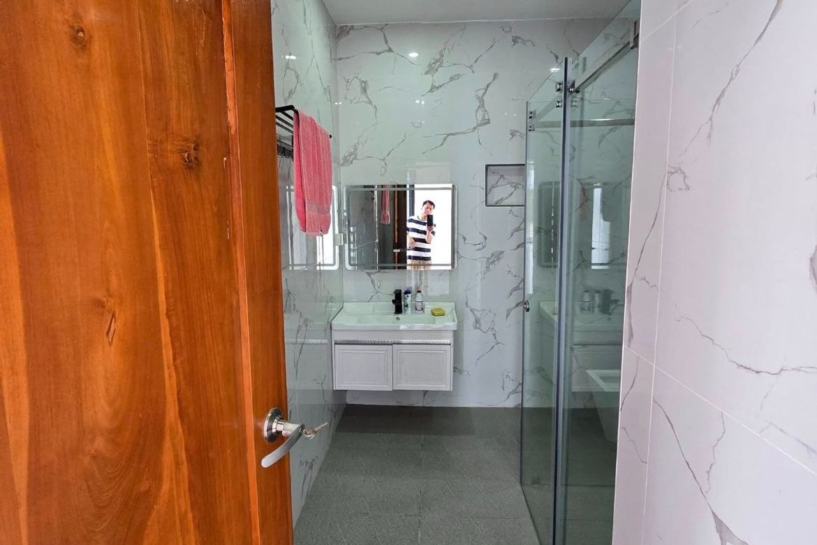 6 Bedroom House for Sale in Poblacion 2, Gerona, Tarlac – photo 8