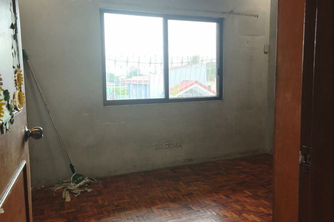 6 Bedroom House for Sale in Pulang Lupa Dos, Las Piñas, Metro Manila – photo 8