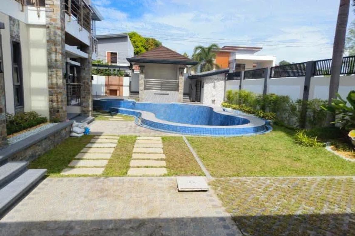 6 Bedroom House for Sale in Pulung Maragul, Angeles, Pampanga – photo 7