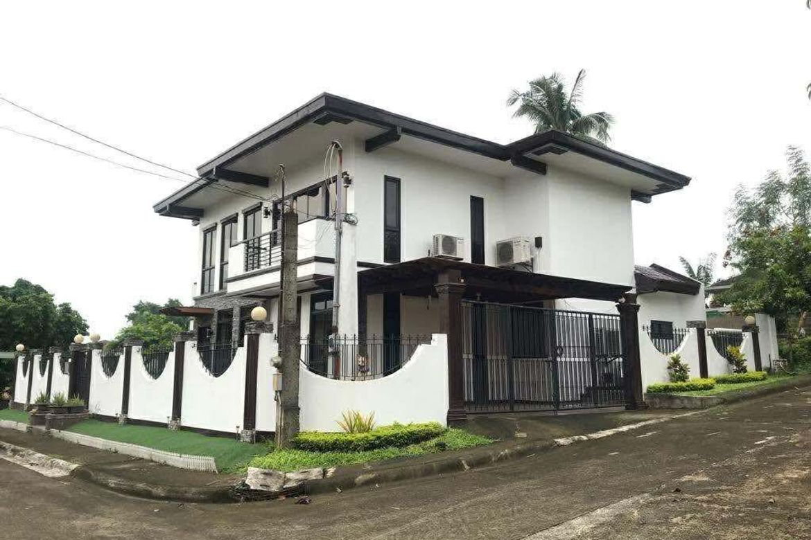 6 Bedroom House for Sale in Punta, Calamba, Laguna
