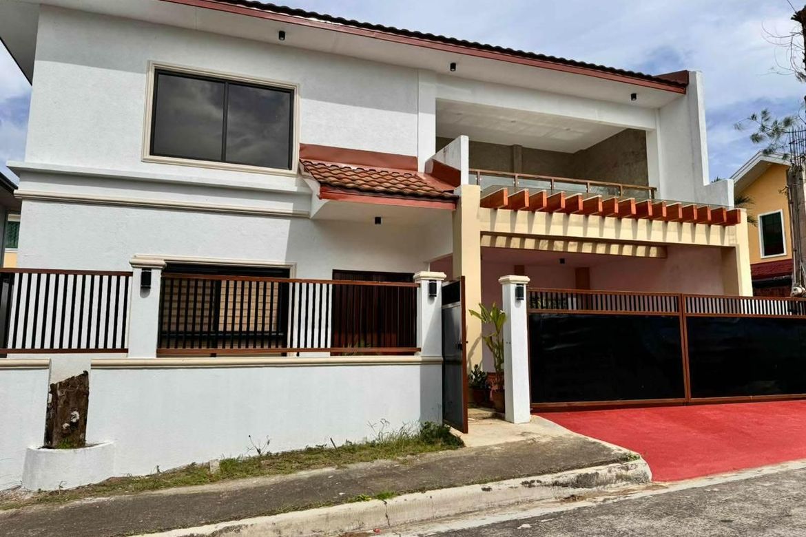 6 Bedroom House for Sale in Royale Tagaytay Estates, Buck Estate, Alfonso, Cavite – photo 2