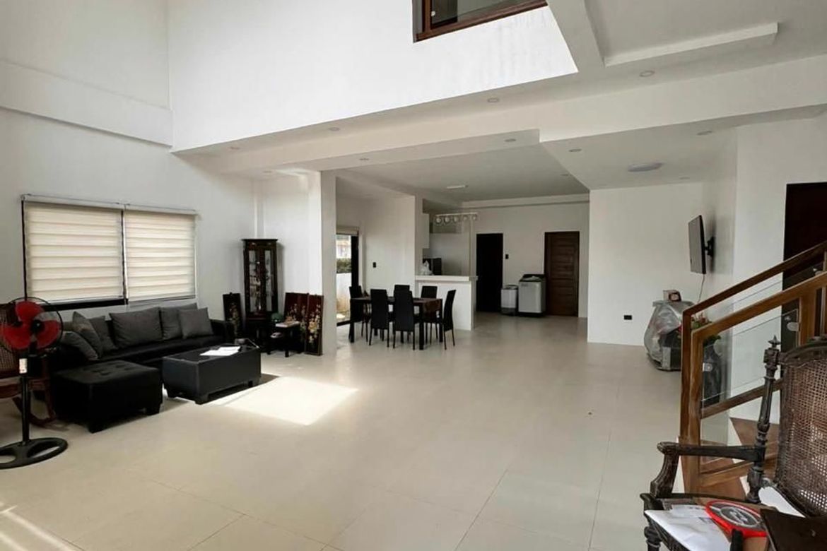 6 Bedroom House for Sale in Royale Tagaytay Estates, Buck Estate, Alfonso, Cavite – photo 5