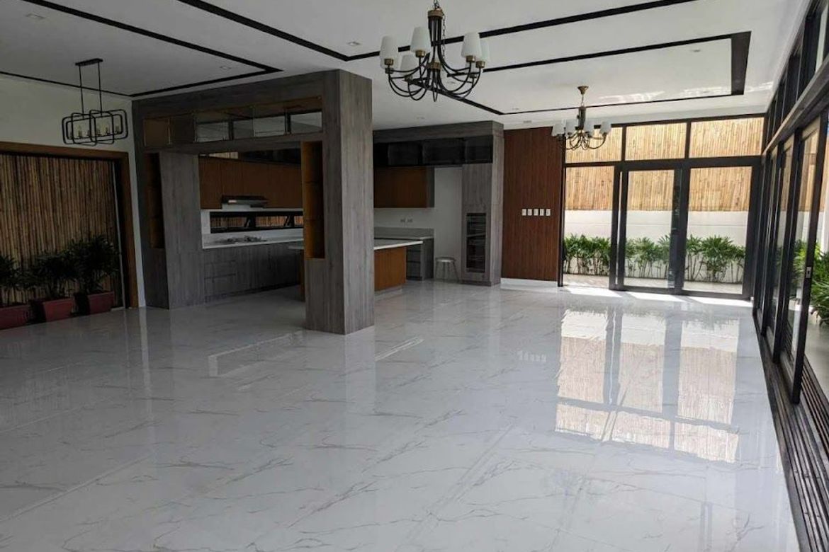 6 Bedroom House for Sale in San Andres, Cainta, Rizal