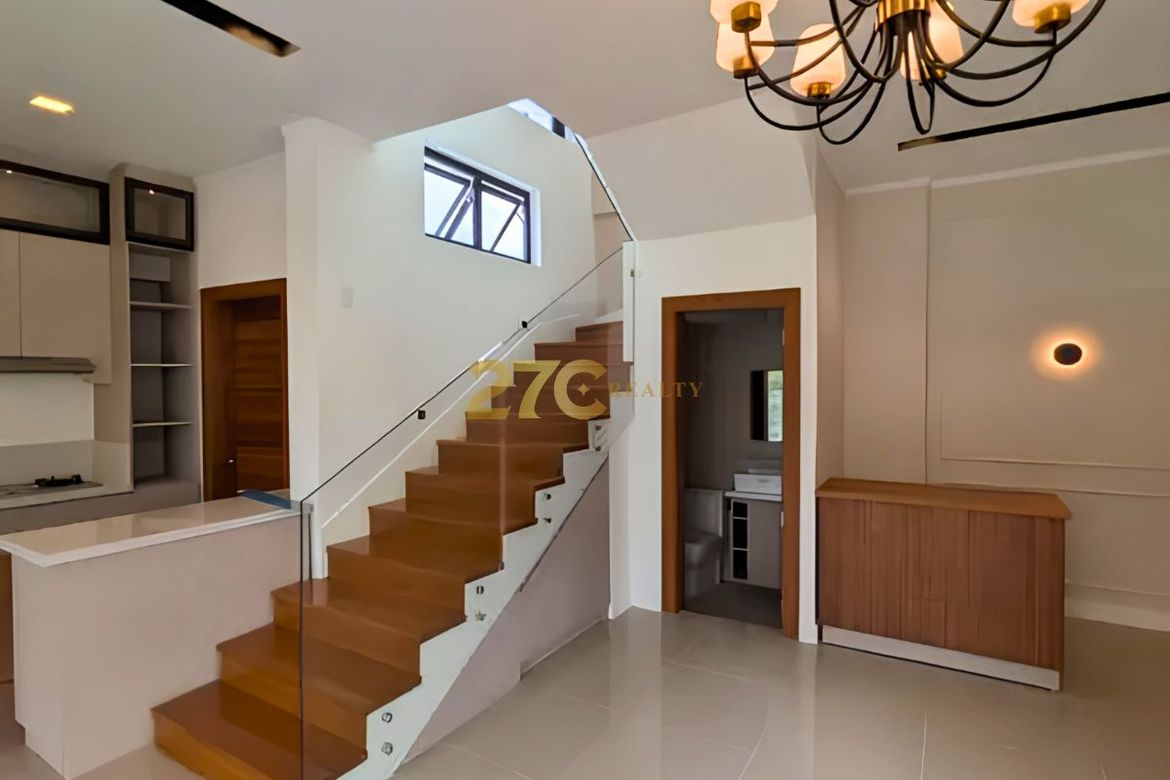 6 Bedroom House for Sale in San Isidro, Cainta, Rizal – photo 6