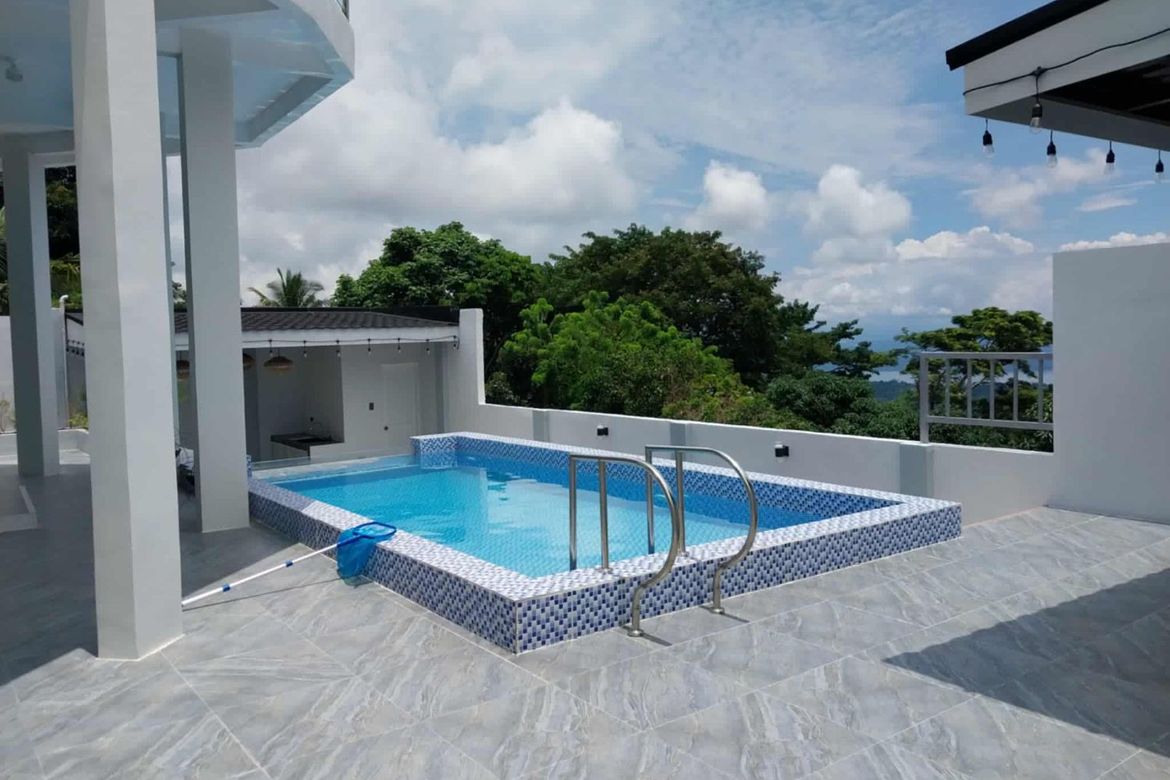 6 Bedroom House for Sale in San Jose, Tagaytay, Cavite