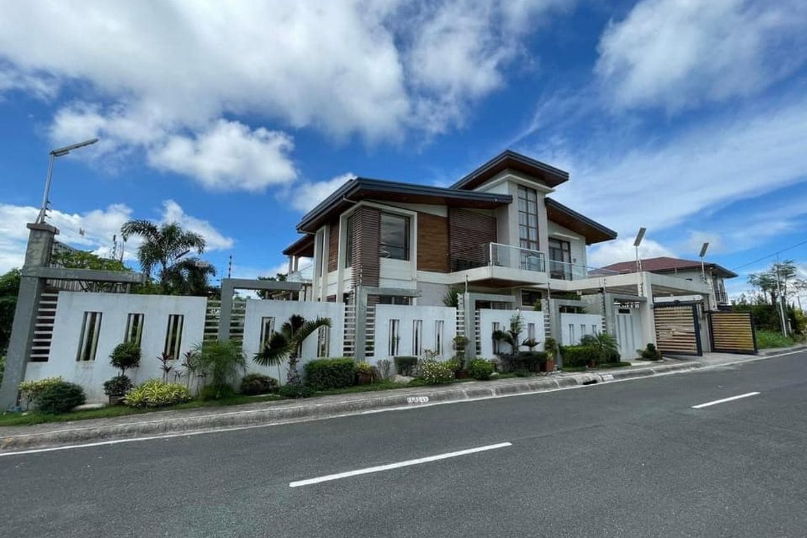 6 Bedroom House for Sale in San Jose, Tagaytay, Cavite – photo 4