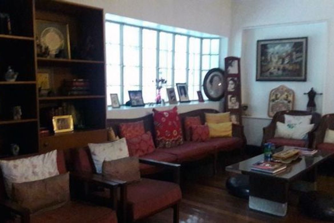 6 Bedroom House for Sale in San Lorenzo, Makati, Metro Manila near MRT-3 Ayala – photo 7