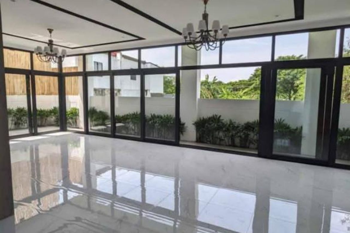 6 Bedroom House for Sale in San Miguel, Pasig, Metro Manila – photo 4