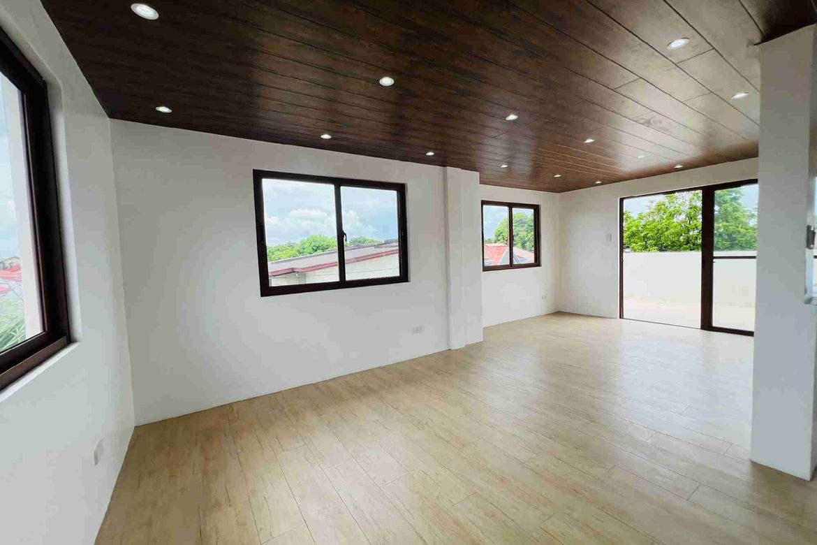 6 Bedroom House for Sale in San Miguel, Pasig, Metro Manila – photo 6