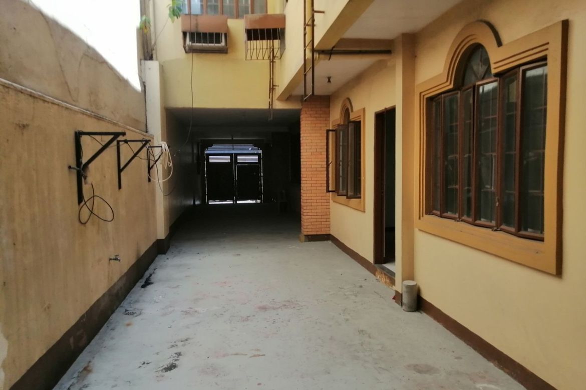 6 Bedroom House for Sale in Santa Cruz, Manila, Metro Manila near LRT-1 Doroteo Jose – photo 6