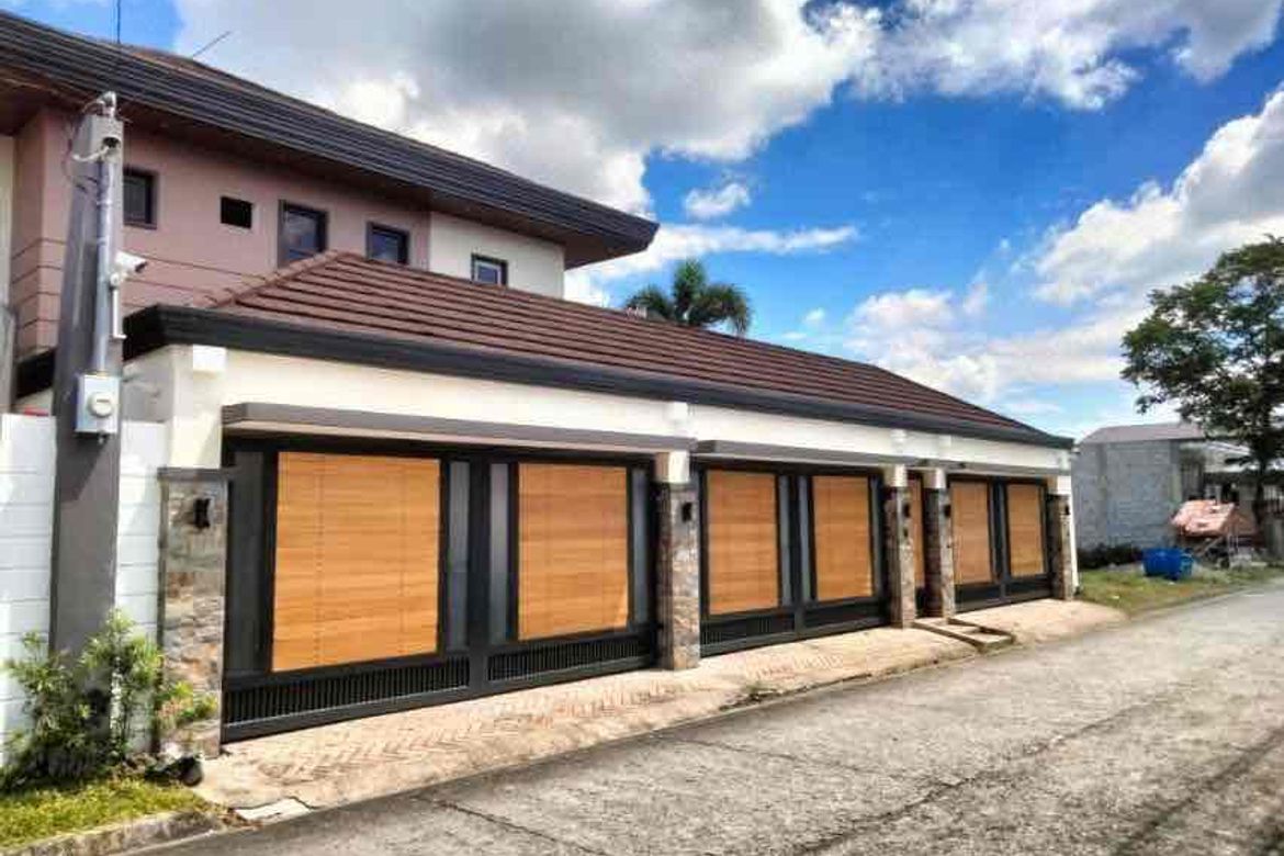6 Bedroom House for Sale in Santo Domingo, Angeles, Pampanga