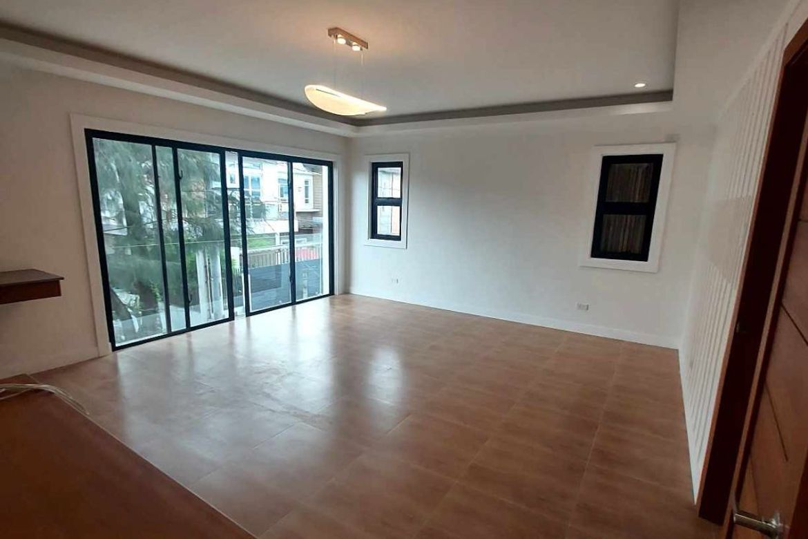 6 Bedroom House for Sale in Santo Domingo, Cainta, Rizal – photo 4