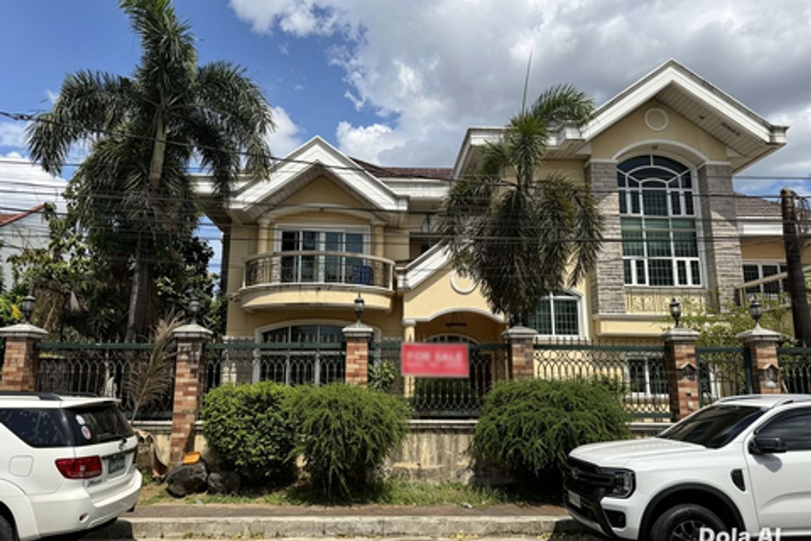 6 Bedroom House for Sale in Santo Niño, Marikina, Metro Manila