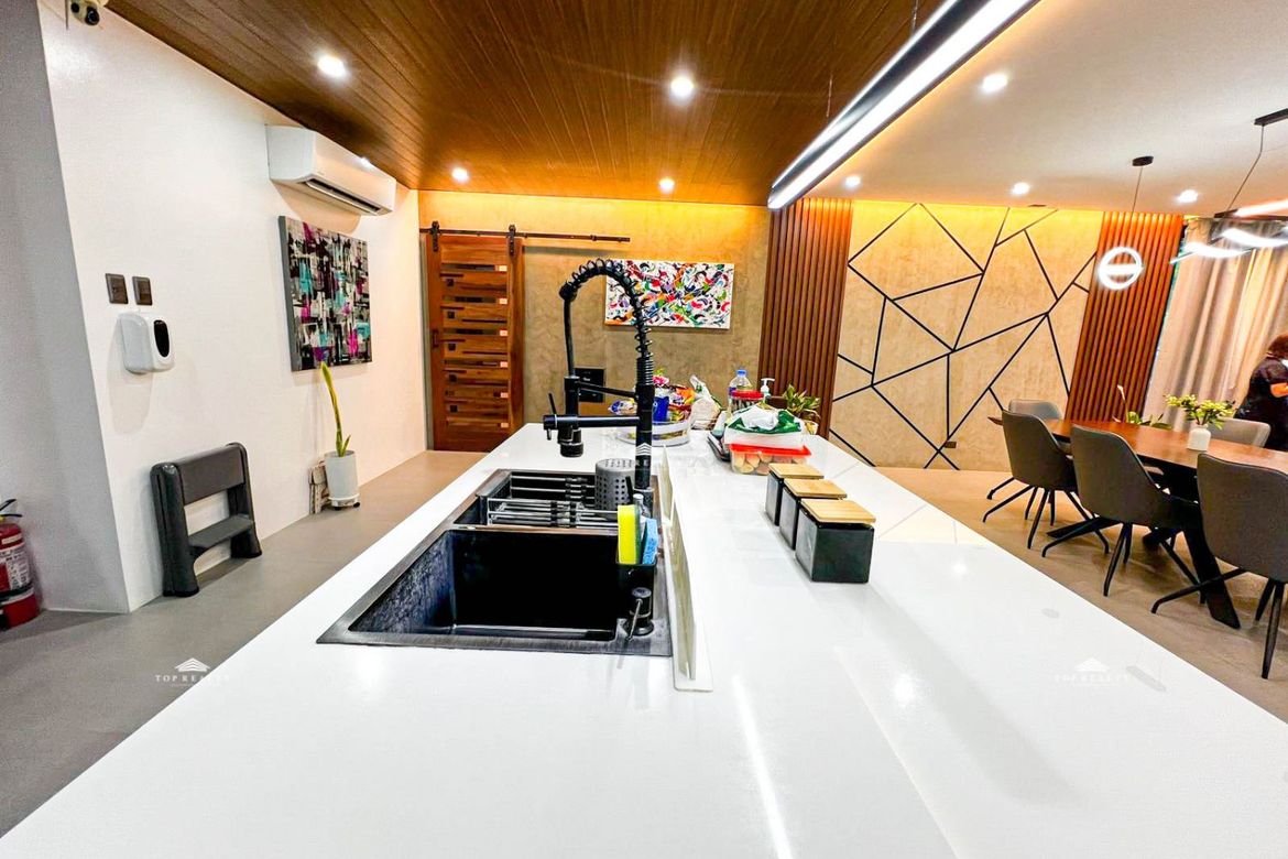 6 Bedroom House for Sale in Solen Residences, Market Area, Santa Rosa, Laguna – photo 3