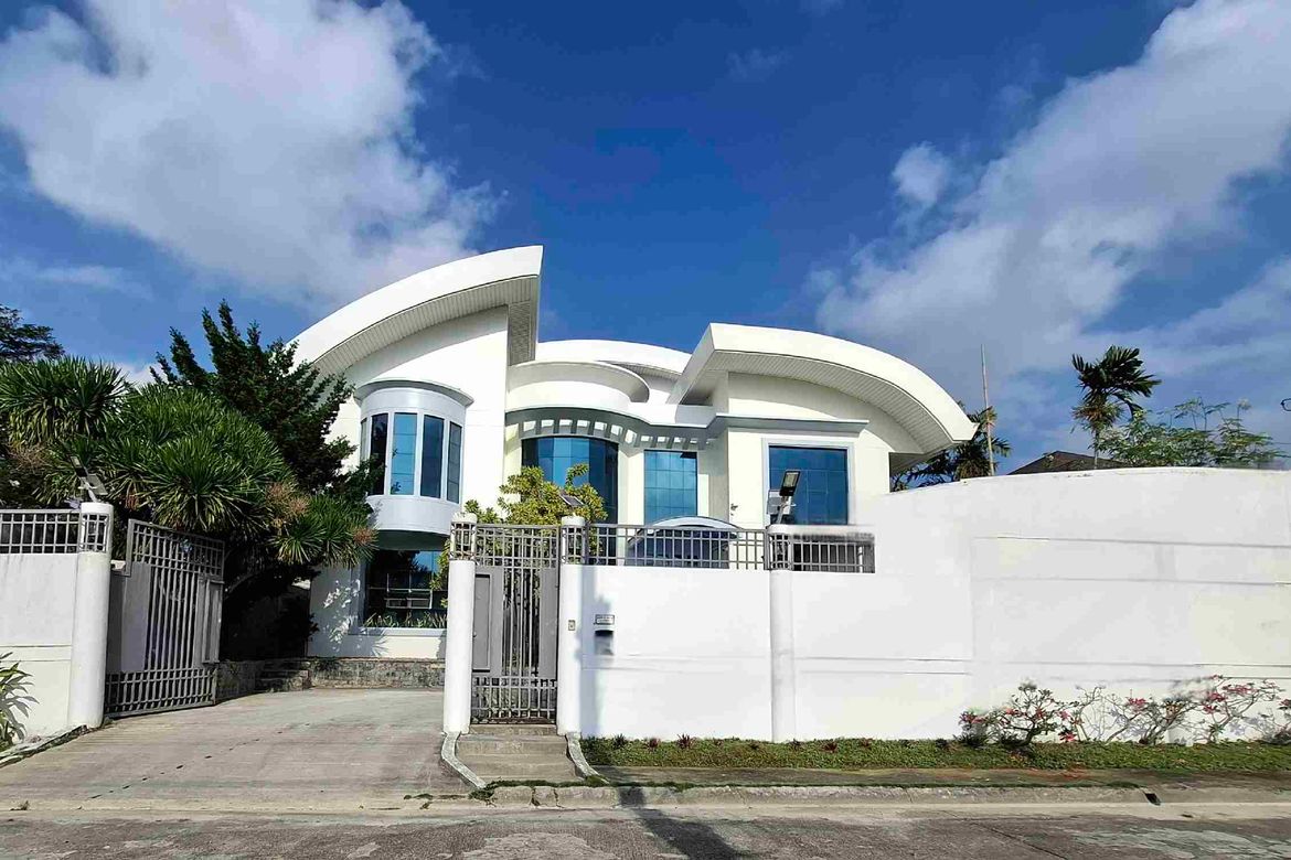 6 Bedroom House for Sale in Tabuc Suba, Iloilo City, Iloilo – photo 5