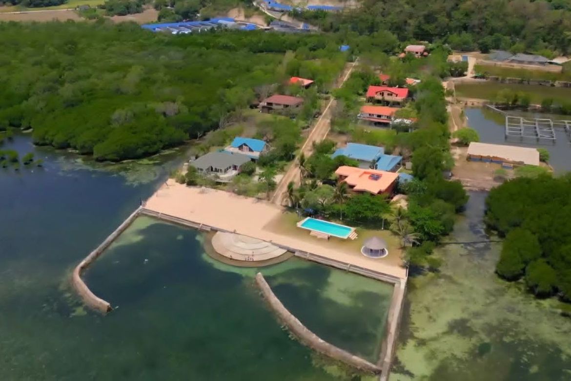 6 Bedroom House for Sale in Tanagan, Calatagan, Batangas – photo 2