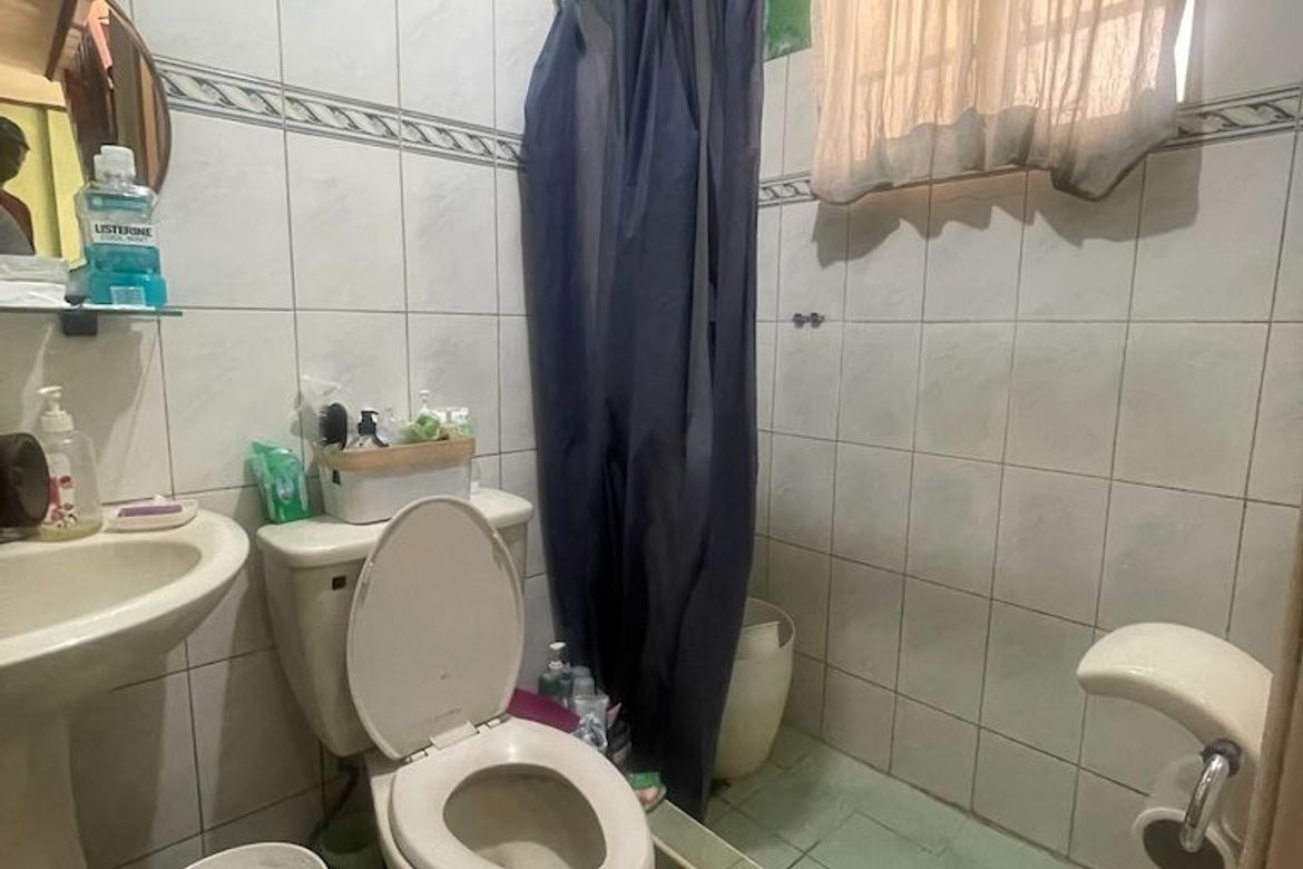 6 Bedroom House for Sale in Tandang Sora, Quezon City, Metro Manila – photo 3