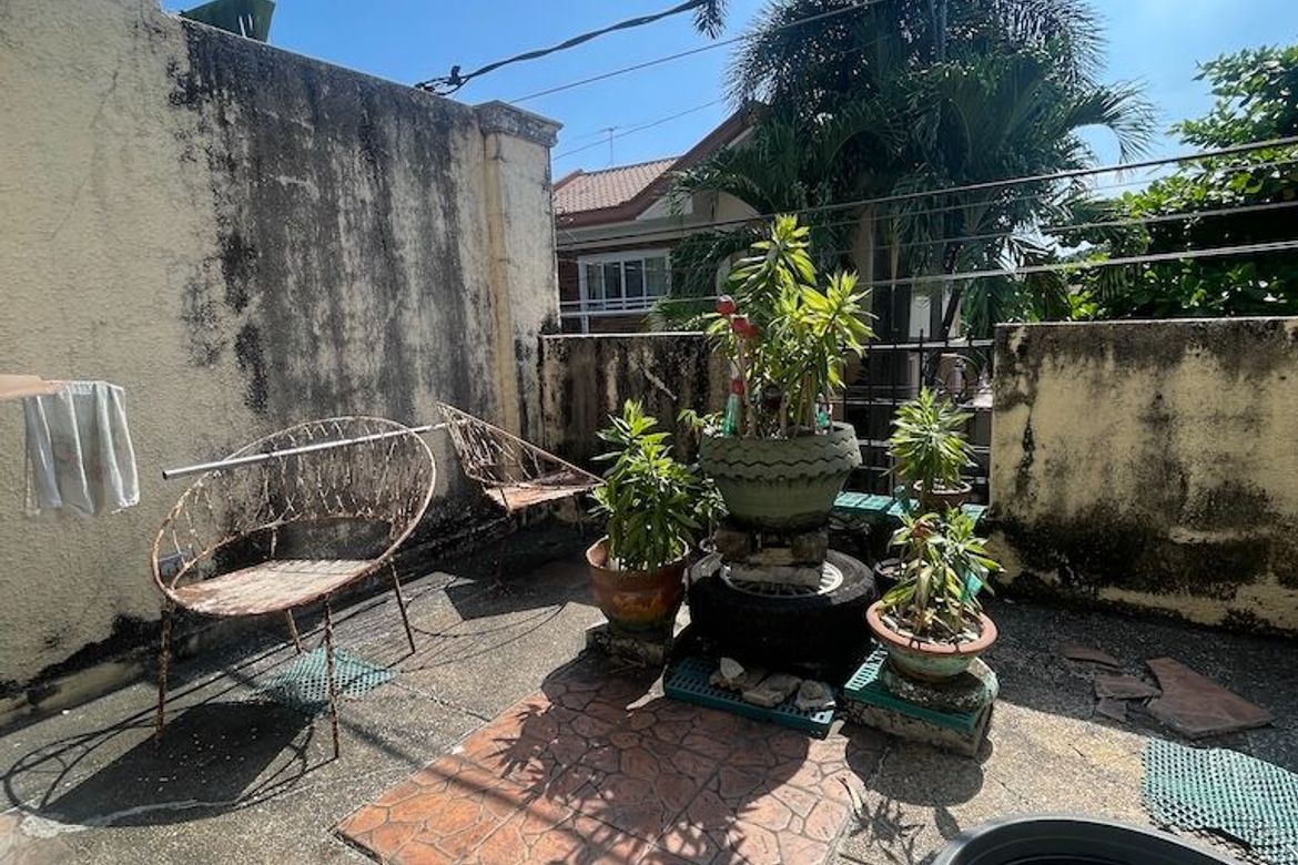 6 Bedroom House for Sale in Tandang Sora, Quezon City, Metro Manila – photo 6