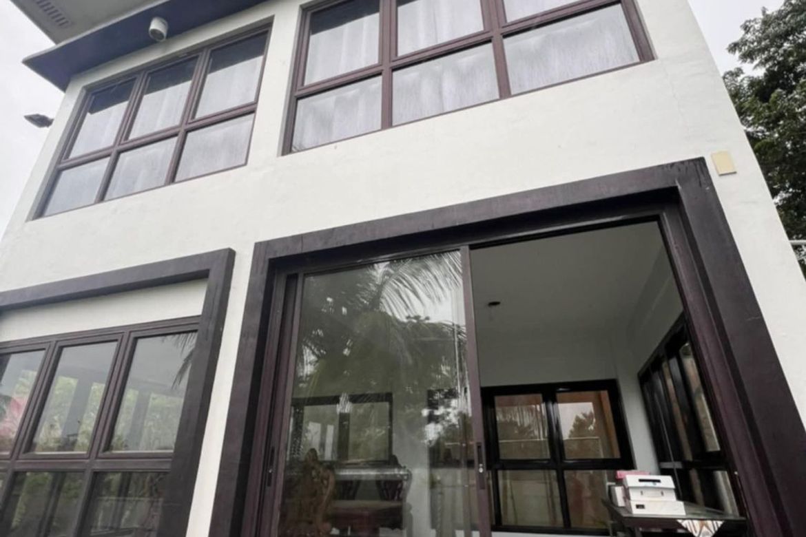 6 Bedroom House for Sale in Tolentino East, Tagaytay, Cavite