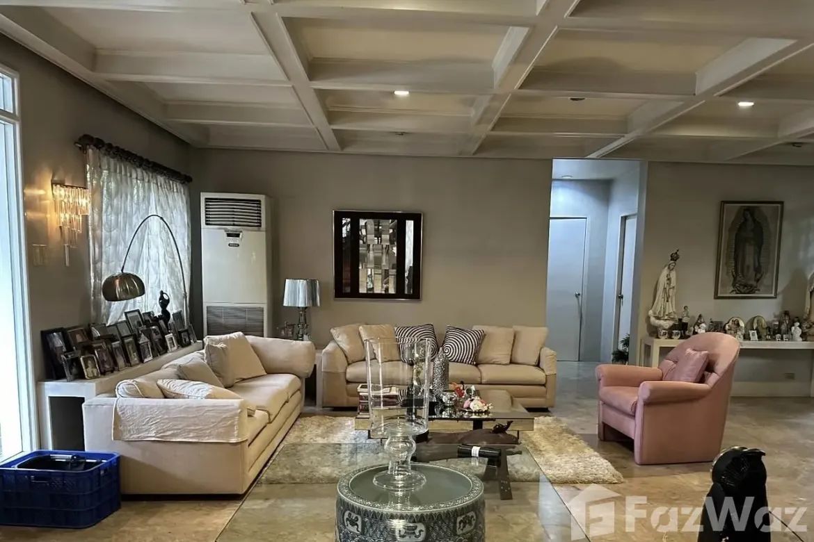 6 Bedroom House for Sale in Ugong, Pasig, Metro Manila