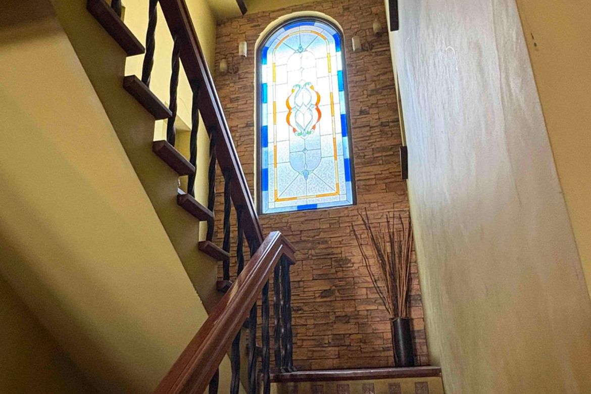6 Bedroom House for Sale in Ugong, Pasig, Metro Manila – photo 7
