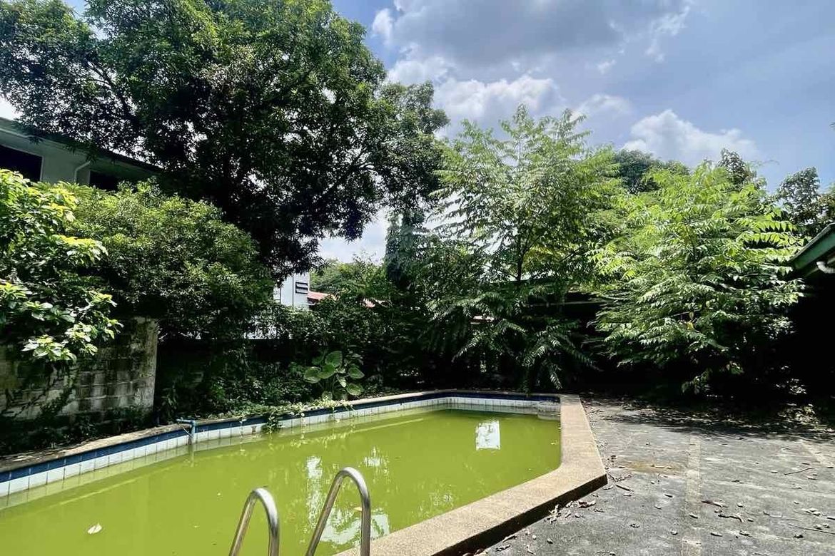 6 Bedroom House for Sale in Varsity Hills, Loyola Heights, Quezon City, Metro Manila – photo 5