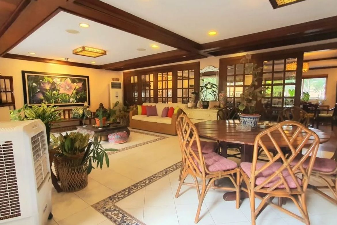 6 Bedroom House for Sale in White Plains, Quezon City, Metro Manila – photo 4