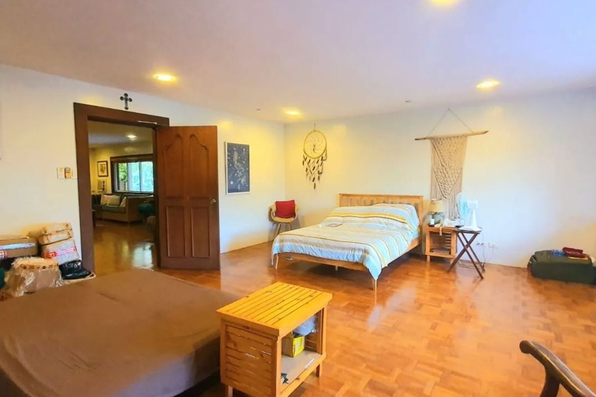 6 Bedroom House for Sale in White Plains, Quezon City, Metro Manila – photo 7