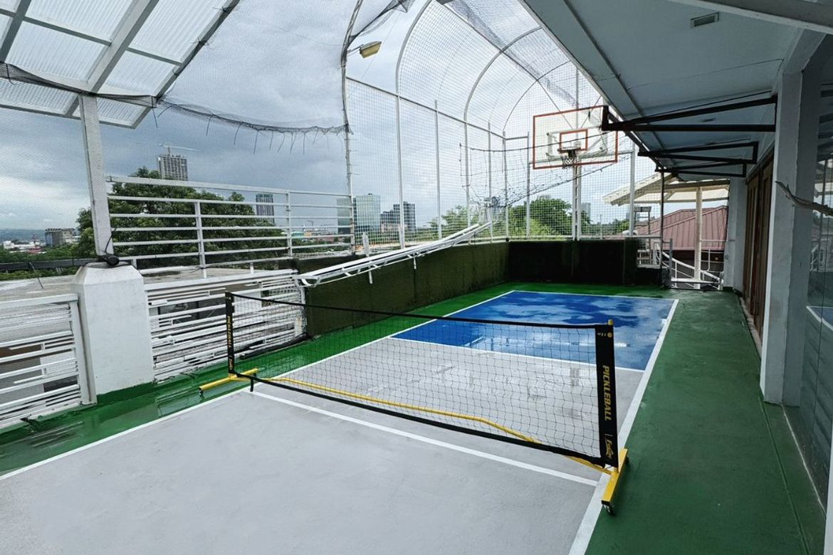 6 Bedroom House for Sale in White Plains, Quezon City, Metro Manila – photo 7