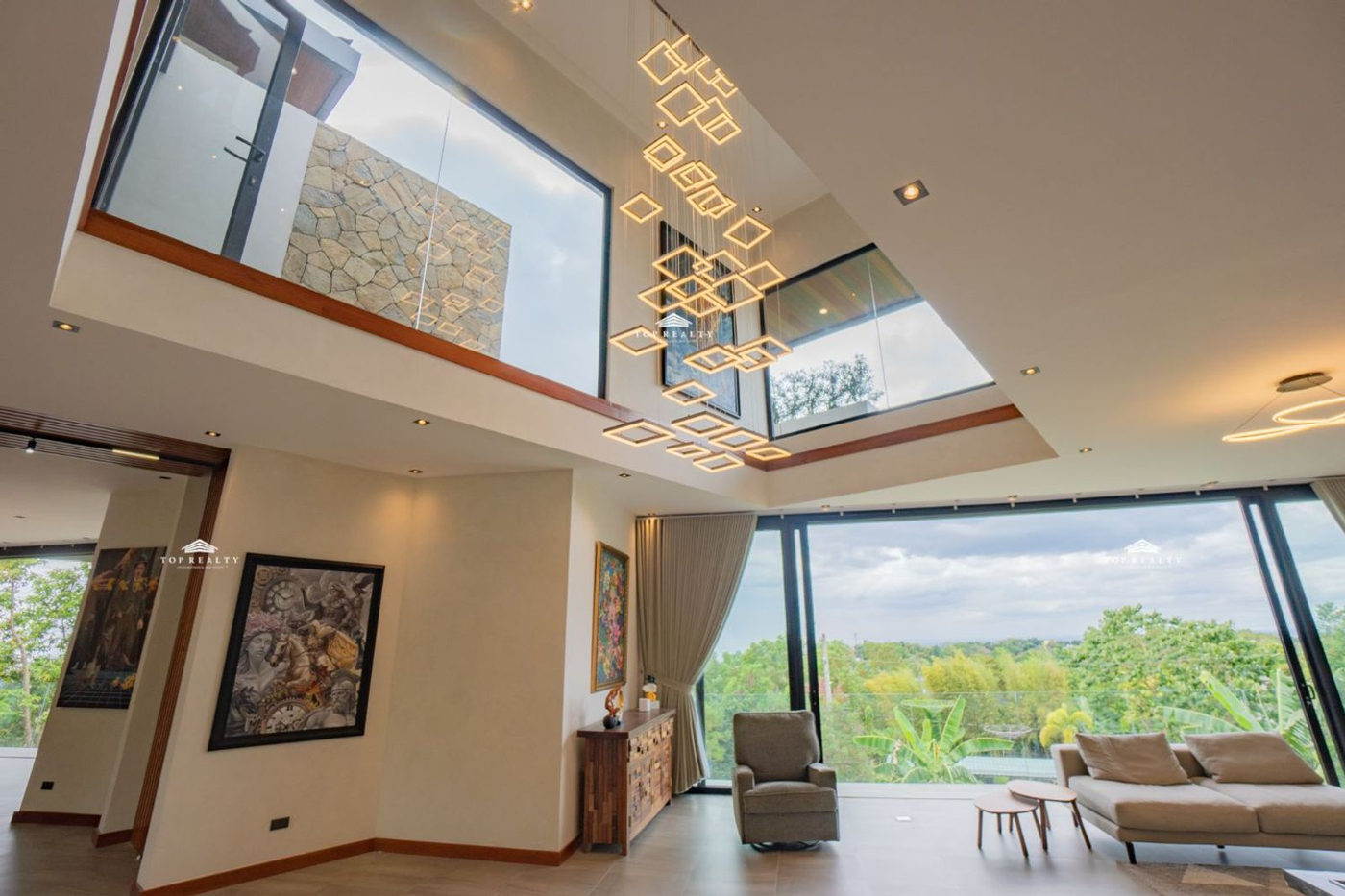 6-Bedroom Luxury Modern Tropical Home with Pool for Sale in Timberland Heights, San Mateo, Rizal – photo 9