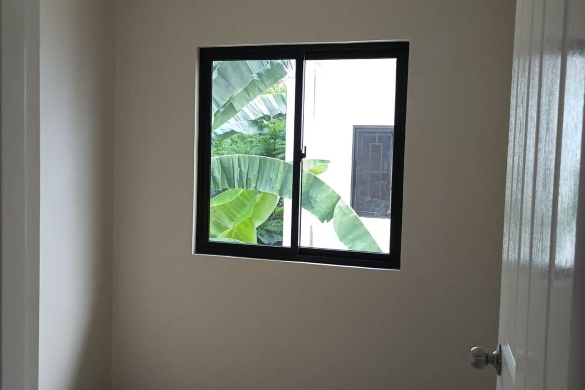 6 Bedroom Townhouse for Sale in Barangay 174, Caloocan, Metro Manila – photo 7