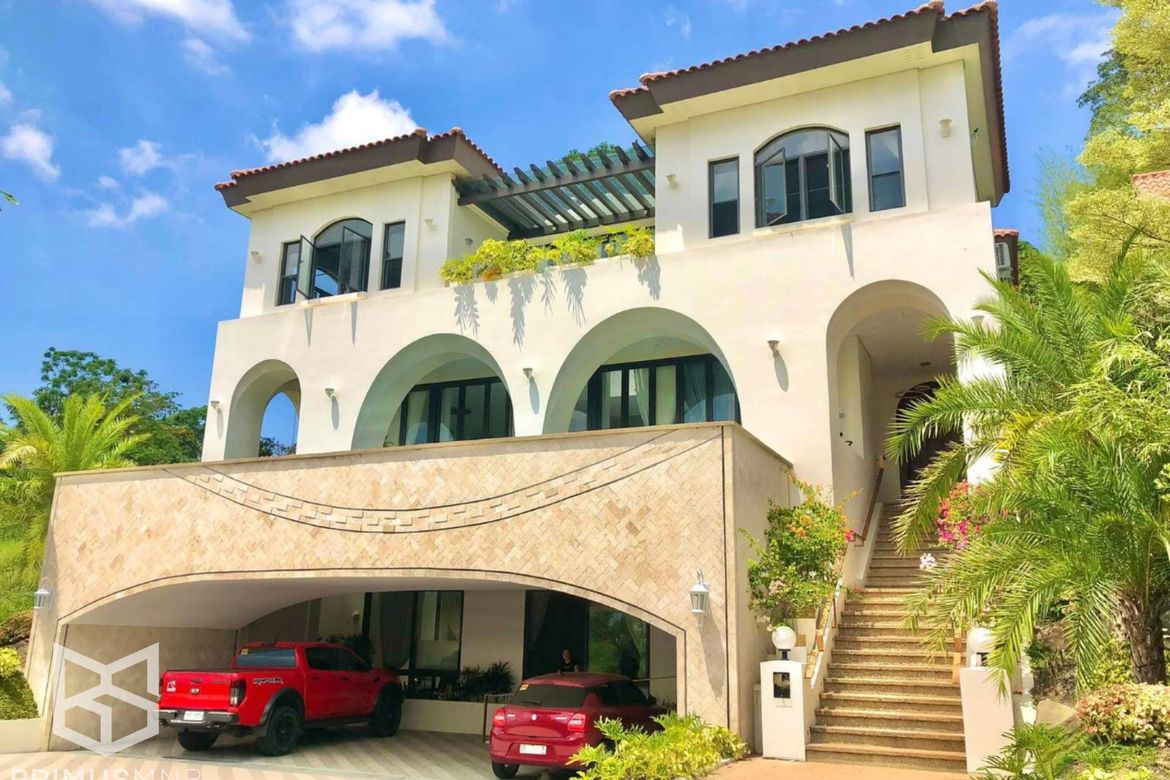 6 Bedroom Townhouse for Sale in Ma-A, Davao City, Davao del Sur