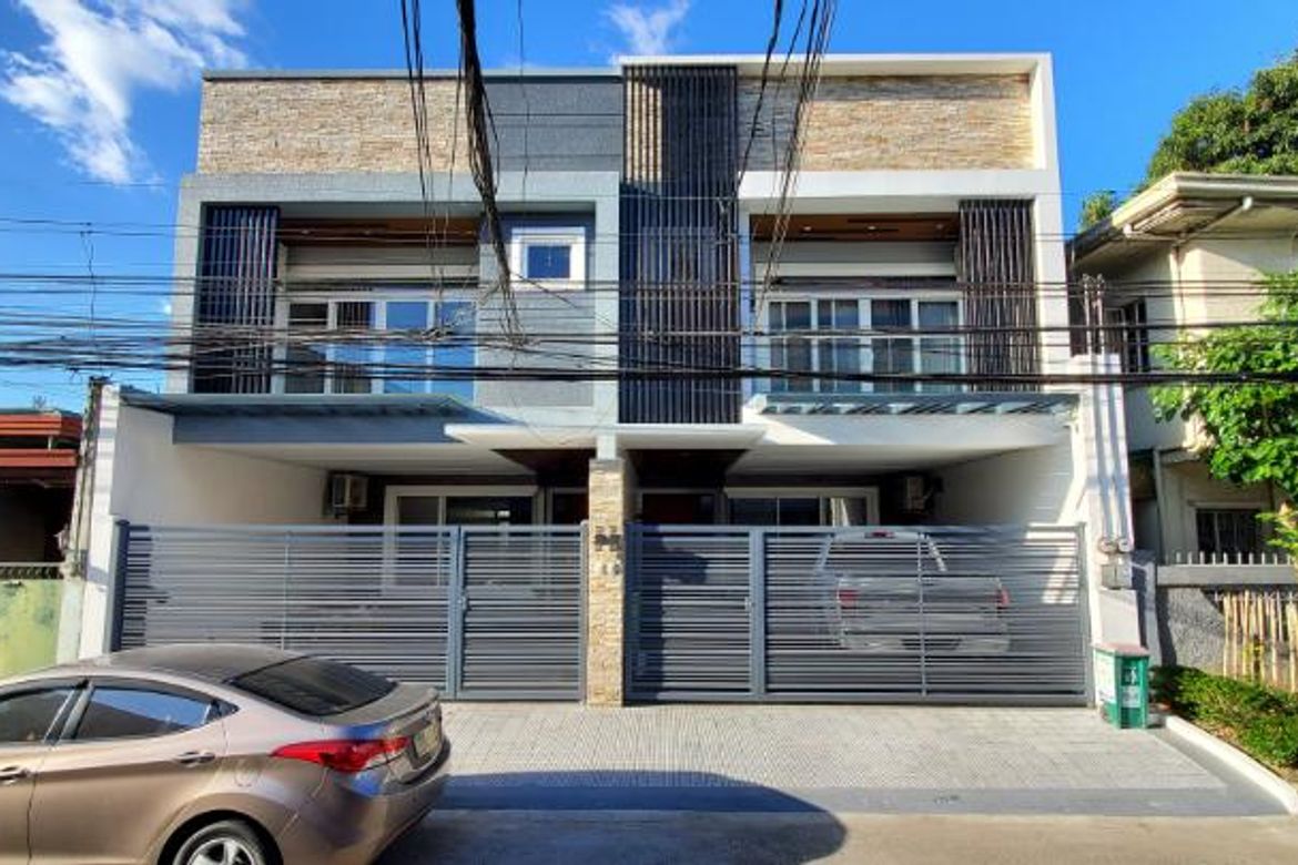 6 Bedroom Townhouse for Sale in Maybunga, Pasig, Metro Manila