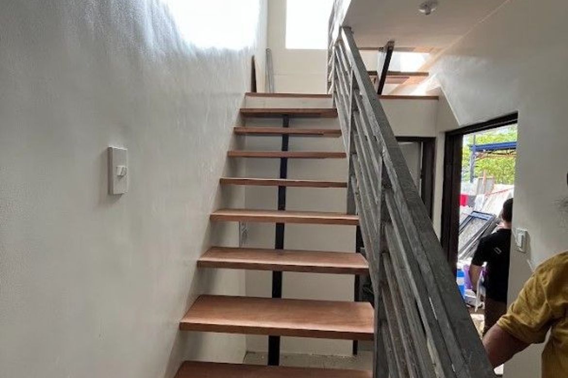 6 Bedroom Townhouse for Sale in Santo Niño, Marikina, Metro Manila – photo 2
