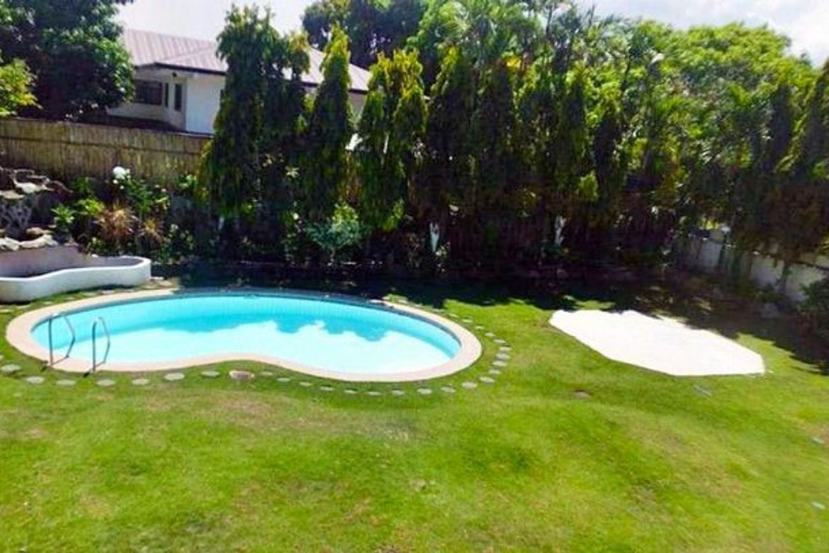 6 Bedroom Villa for Sale in Forbes Park North, Makati, Metro Manila – photo 6