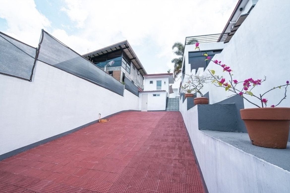 6 Bedroom Villa for Sale in San Juan, Cainta, Rizal – photo 7