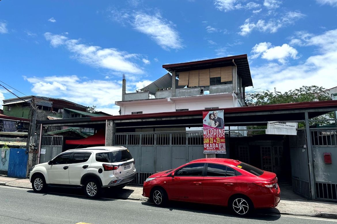 6 Bedroom Warehouse / Factory for Sale in Concepcion Uno, Marikina, Metro Manila