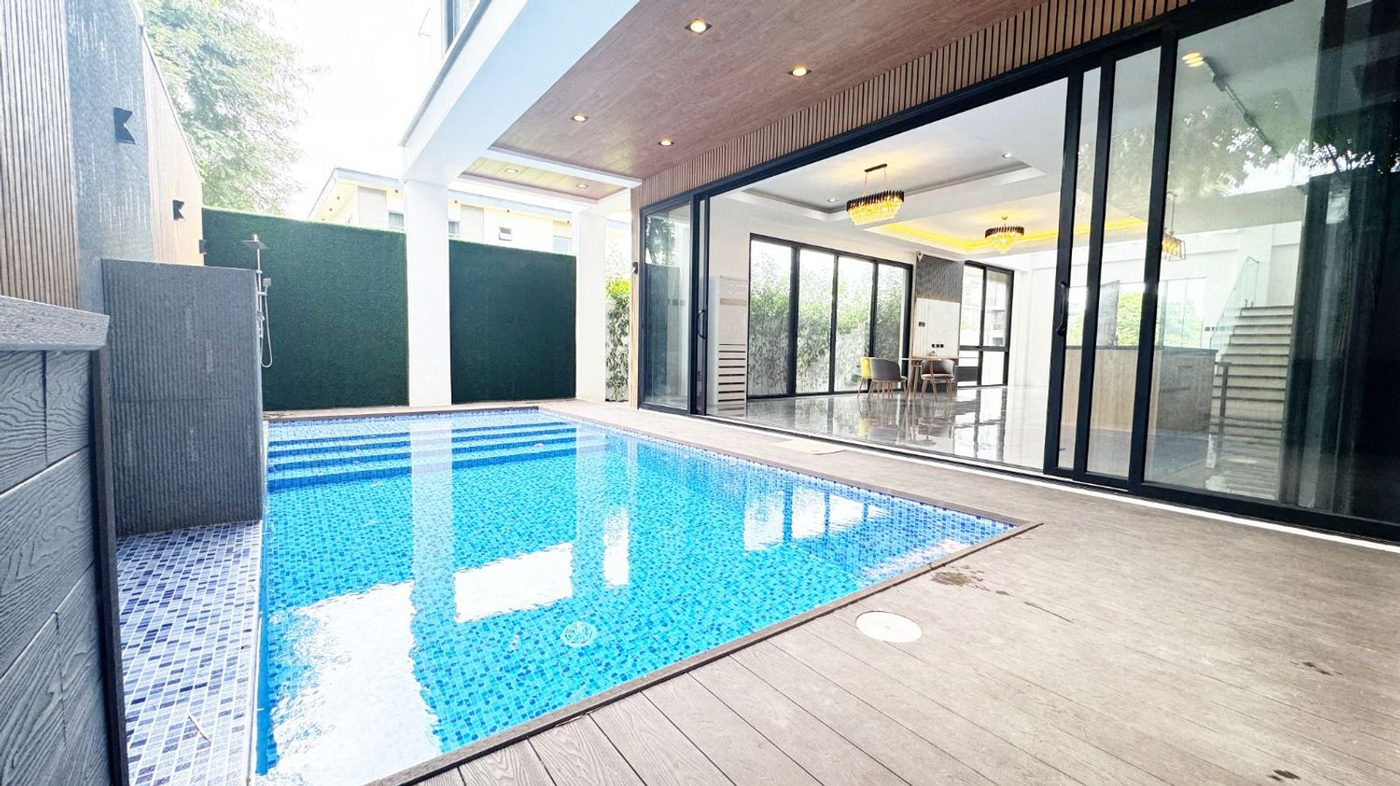 Brand-New 7-Bedroom 3-Storey House with Pool for Sale in Tokyo Mansions, South Forbes, Silang, Cavite – photo 19