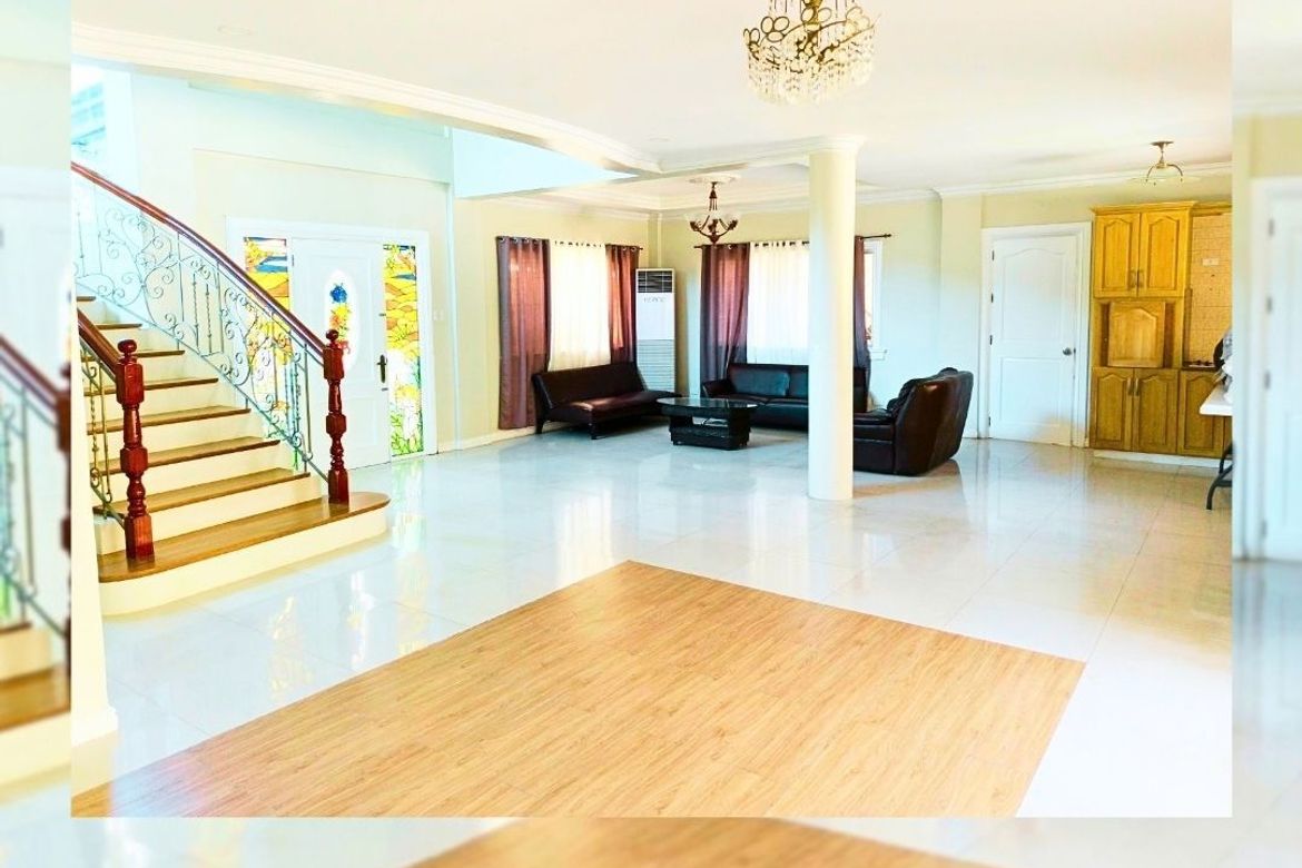 7 Bedroom Commercial for Sale in Pansol, Calamba, Laguna
