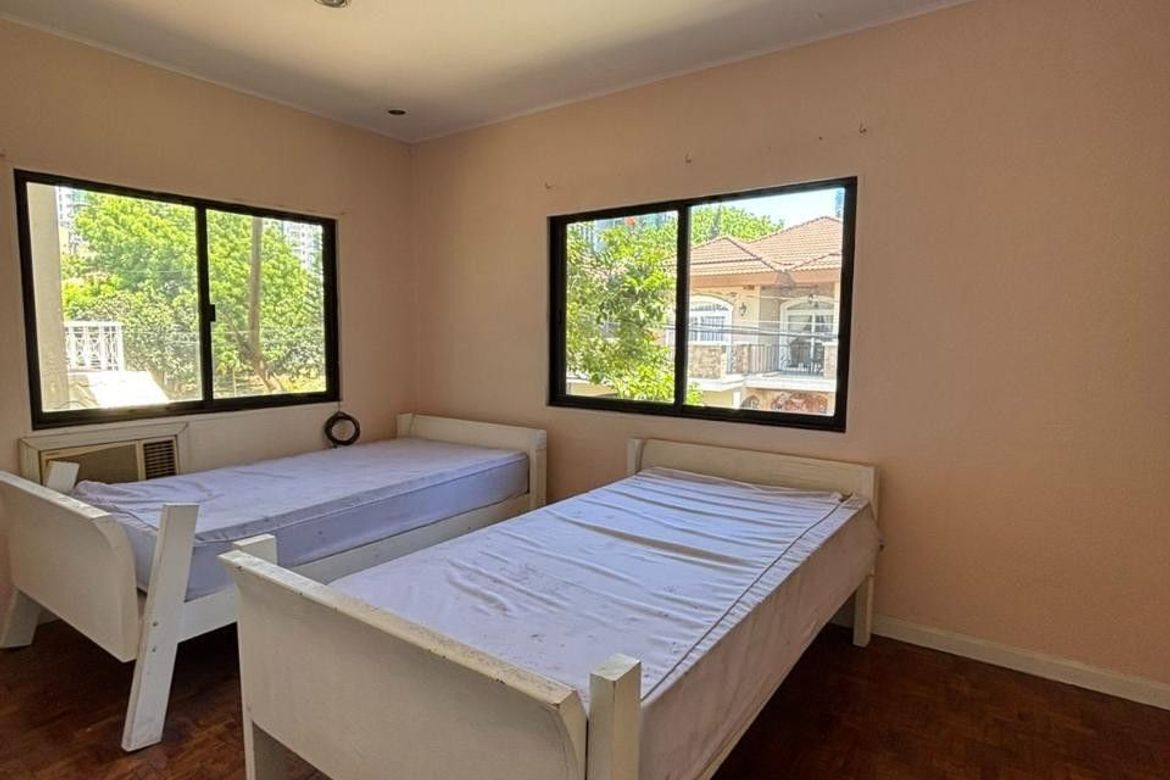 7 Bedroom House for Rent in Cupang, Muntinlupa, Metro Manila photo 6