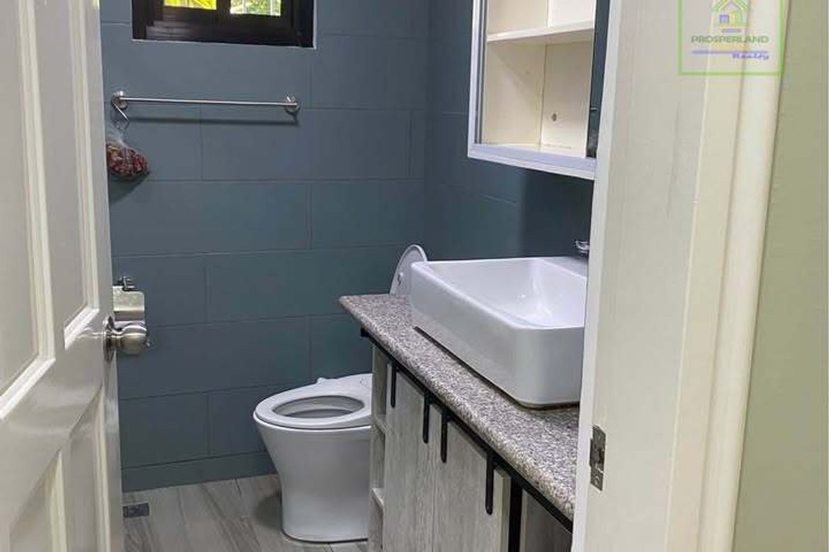 7 Bedroom House for Rent in Don Bosco, Parañaque, Metro Manila photo 6