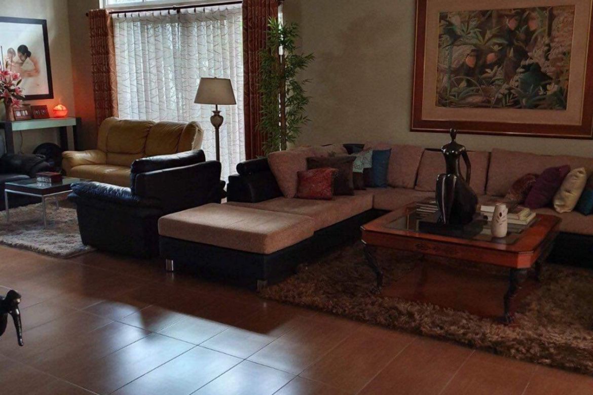 7 Bedroom House for Rent in Ugong, Pasig, Metro Manila photo 3