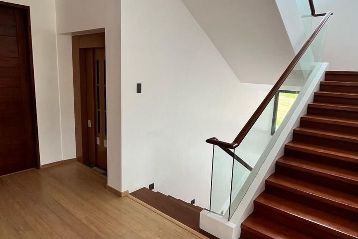 7 Bedroom House for Sale in Ayala Alabang Village, New Alabang Village, Muntinlupa, Metro Manila – photo 5