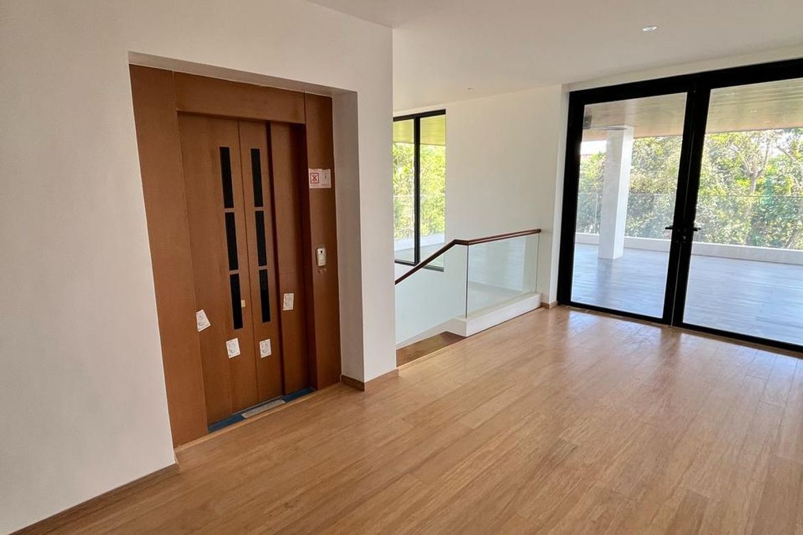 7 Bedroom House for Sale in Ayala Alabang Village, New Alabang Village, Muntinlupa, Metro Manila – photo 7