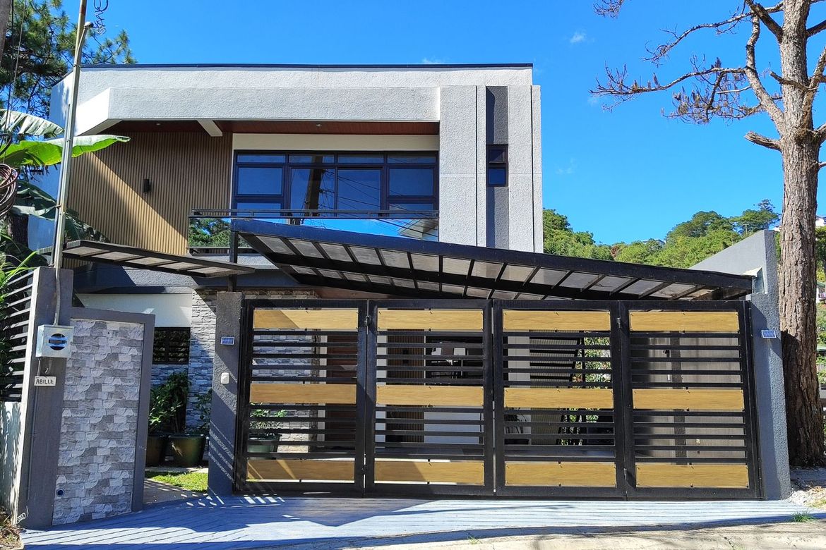 7 Bedroom House for Sale in Bakakeng North, Baguio, Benguet