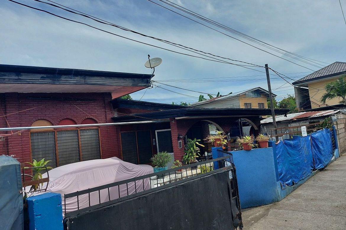 7 Bedroom House for Sale in Banilad, Bacong, Negros Oriental – photo 3