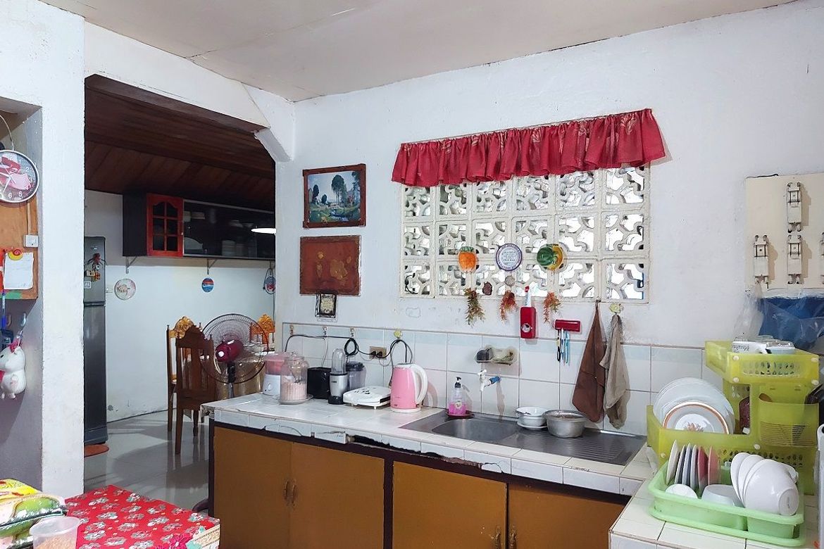7 Bedroom House for Sale in Banilad, Bacong, Negros Oriental – photo 6