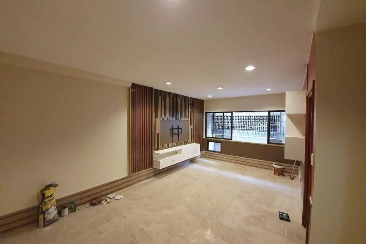 7 Bedroom House for Sale in Binondo, Manila, Metro Manila near LRT-2 Recto
